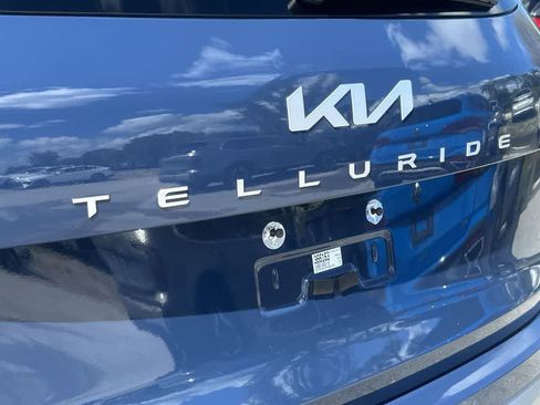 Certified 2023 Kia Telluride S w/ S Sunroof Package image 11