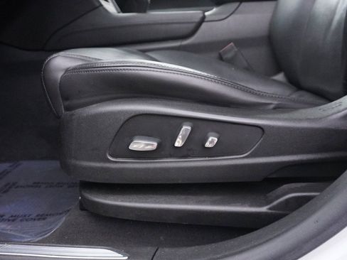 Used 2018 Cadillac XT5 Premium Luxury image 37