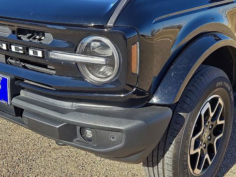 Used 2022 Ford Bronco Outer Banks image 10