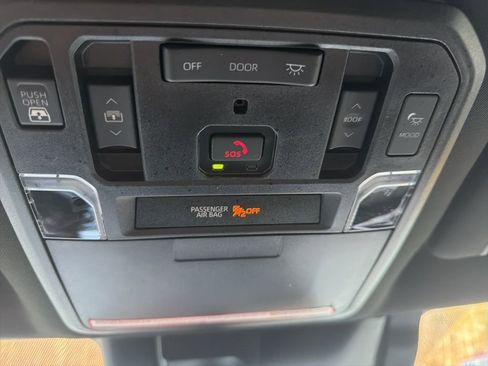 Used 2023 Toyota Tundra Platinum image 26