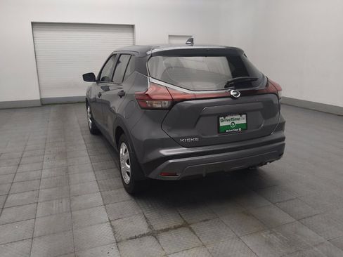 Used 2021 Nissan Kicks S FWD image 5