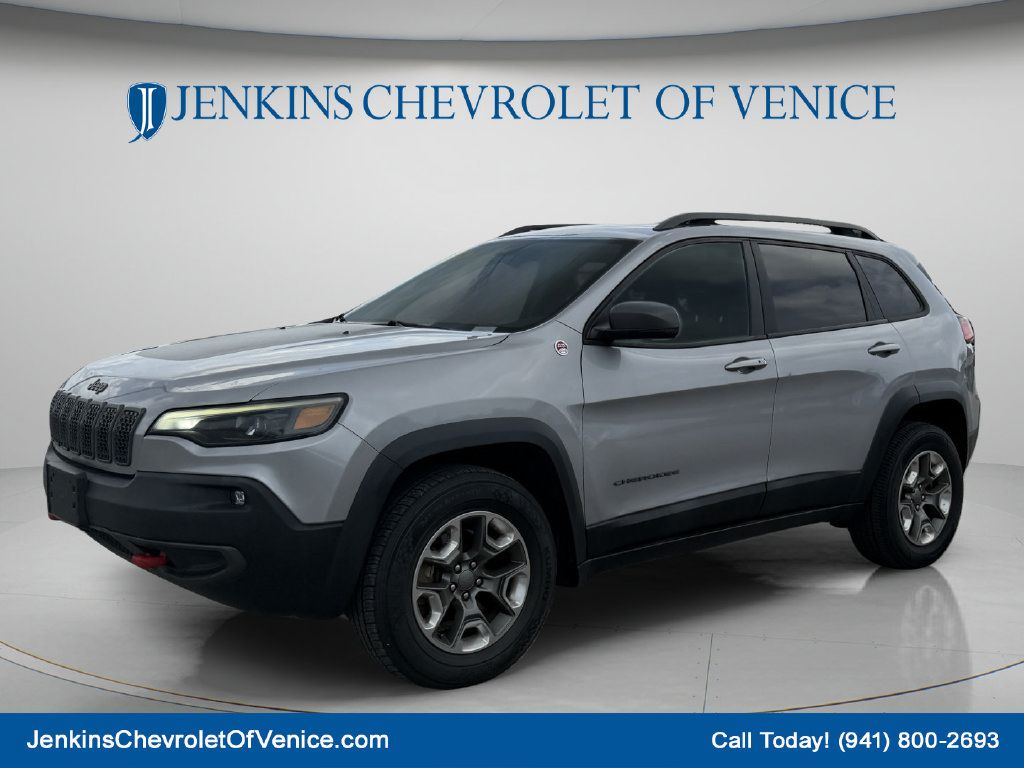 Used 2019 Jeep Cherokee Trailhawk w/ Cold Weather Group AWD/4WD image 11