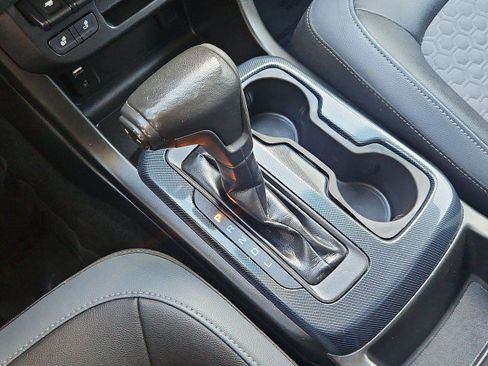 Used 2017 Chevrolet Colorado Z71 RWD image 15