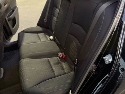 Used 2015 Honda Accord Sport image 19