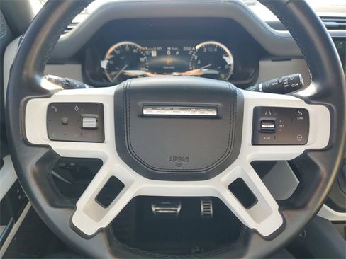 Used 2023 Land Rover Defender 90 X-Dynamic SE image 22