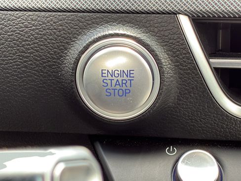 Used 2025 Hyundai Sonata SEL FWD image 14