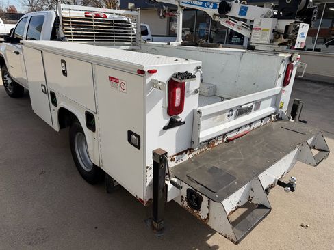 Used 2019 GMC Sierra 3500 4x4 Crew Cab w/ Sierra Convenience Package image 22