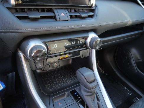 Certified 2025 Toyota RAV4 LE AWD/4WD image 24