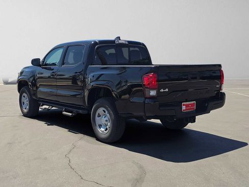 Used 2023 Toyota Tacoma SR AWD/4WD image 5