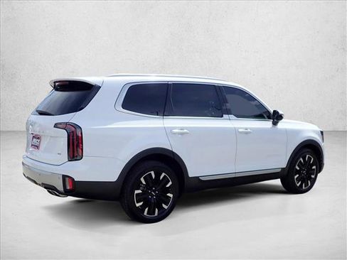 Used 2024 Kia Telluride SX Prestige image 4