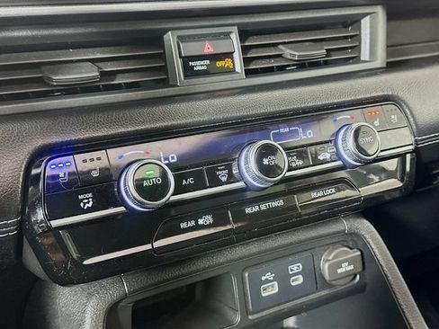 Certified 2023 Honda Pilot Elite image 28