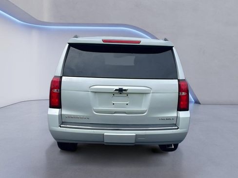 Used 2020 Chevrolet Suburban Premier AWD/4WD image 5