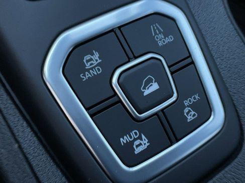 New 2026 Nissan Frontier PRO-4X image 48