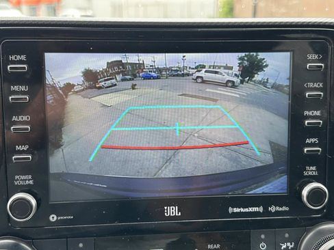 Used 2021 Toyota Highlander XSE AWD/4WD image 19