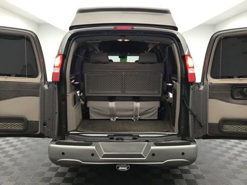 Used 2023 Chevrolet Express 2500 image 6