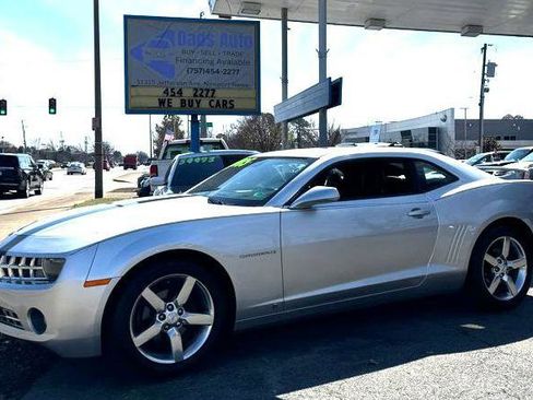 Used 2011 Chevrolet Camaro LT image 1