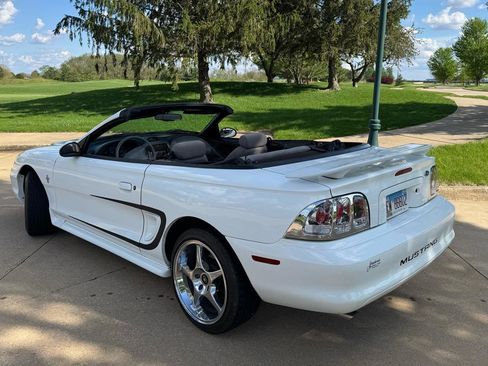Used 1996 Ford Mustang Convertible RWD image 7