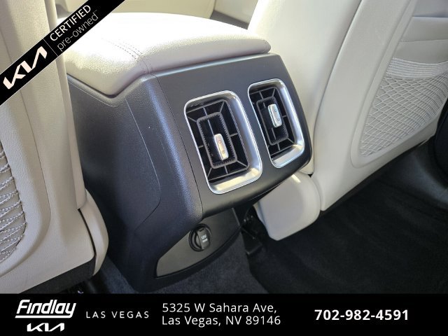Certified 2024 Kia Sorento EX w/ Panoramic Sunroof Package FWD image 17