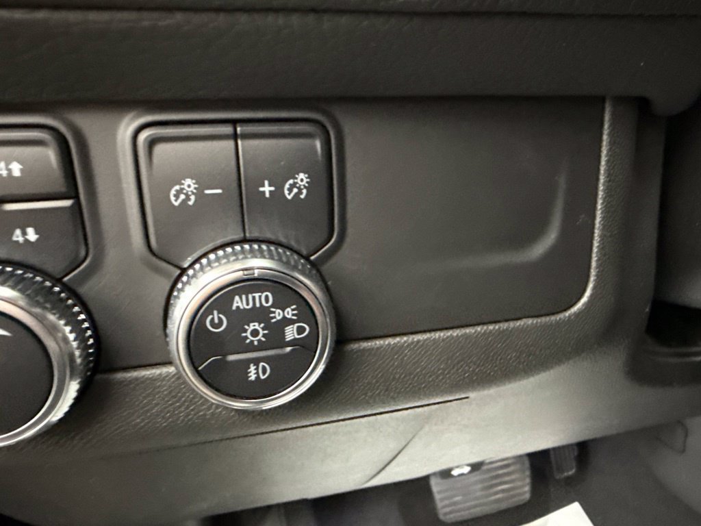 Used 2022 GMC Yukon XL Denali AWD/4WD image 27