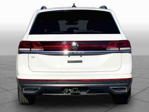 Used 2024 Volkswagen Atlas SE image 5