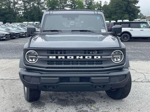 New 2025 Ford Bronco 4-Door image 2
