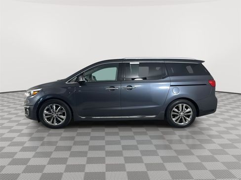 Used 2017 Kia Sedona SX Limited FWD image 4