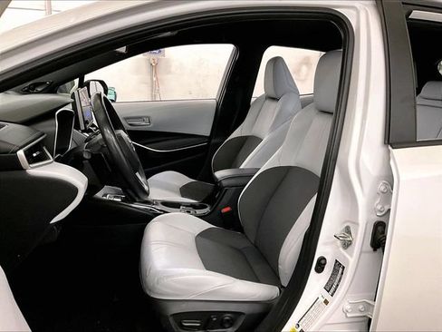 Used 2024 Toyota Corolla XSE FWD image 24