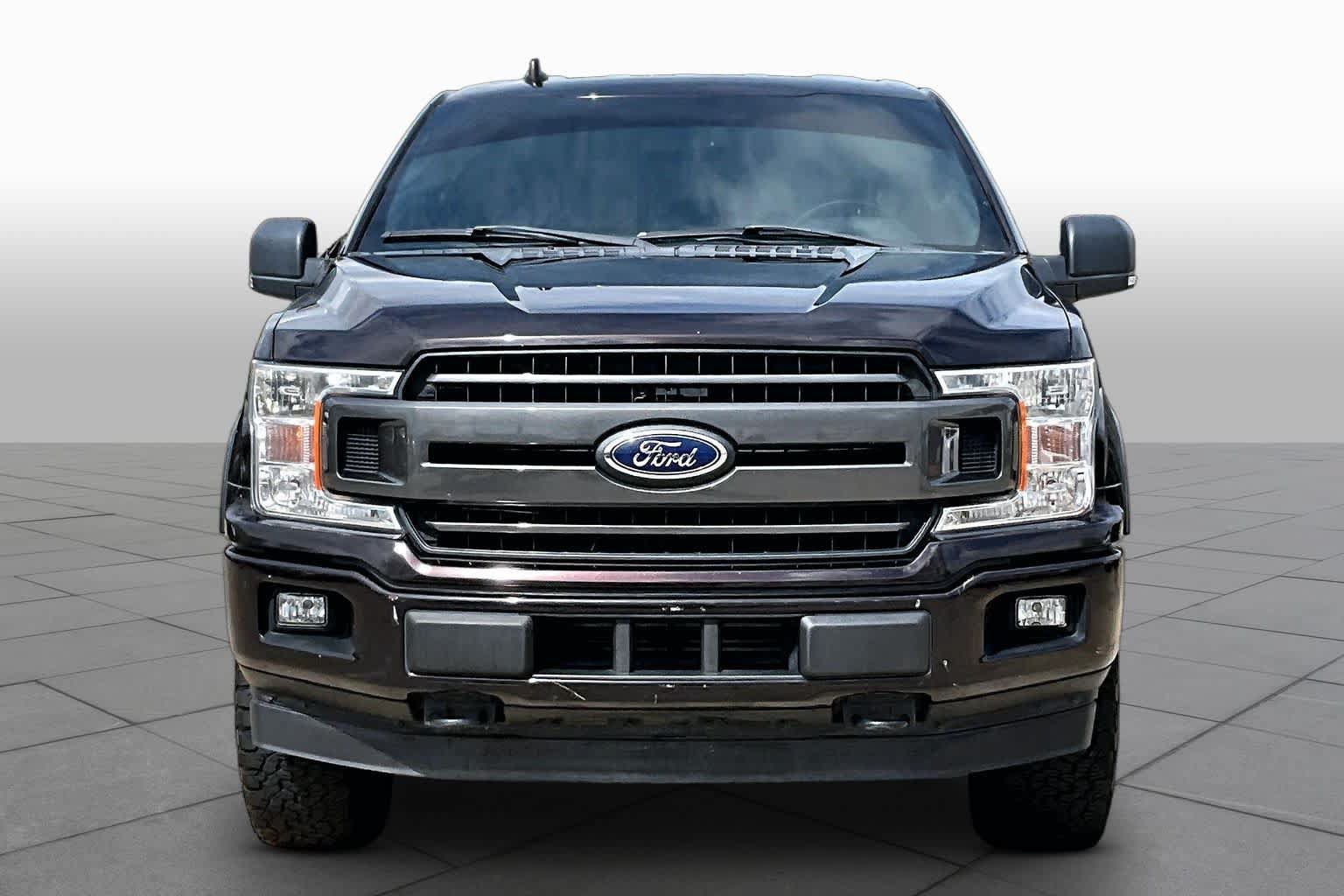 Used 2018 Ford F150 XLT w/ Equipment Group 302A Luxury AWD/4WD image 4