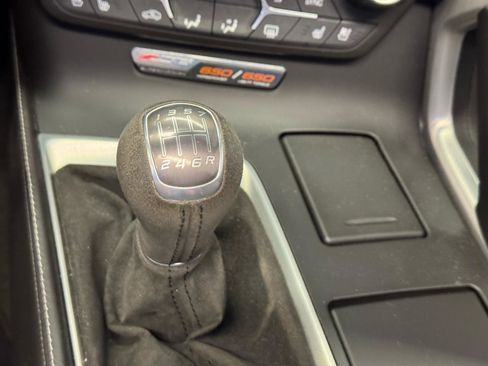 Used 2016 Chevrolet Corvette Z06 w/ 2LZ Preferred Equipment Group RWD image 15