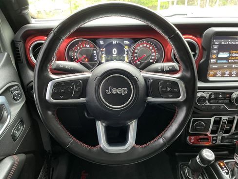 Used 2021 Jeep Gladiator Rubicon w/ Dual Top Group AWD/4WD image 16