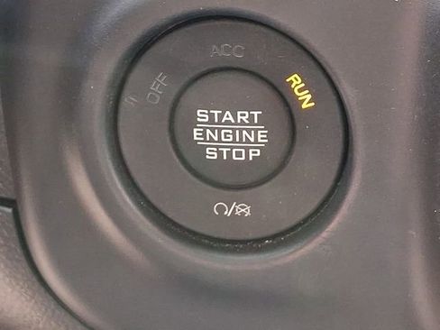 Used 2022 Jeep Wrangler Unlimited Sport image 24