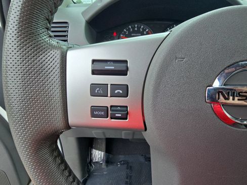 Used 2019 Nissan Frontier SV w/ Value Truck Package RWD image 16