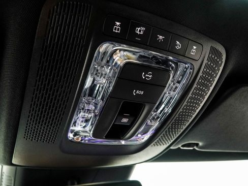 Used 2025 Mercedes-Benz CLA 250 image 34