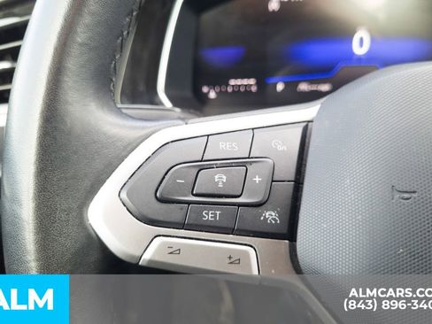 Used 2024 Volkswagen Jetta SE image 27