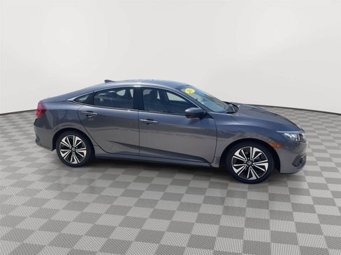 Used 2017 Honda Civic EX-T image 16