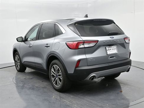 Used 2022 Ford Escape SEL image 6