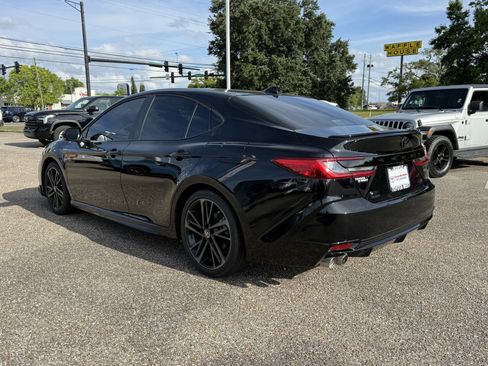 Used 2025 Toyota Camry XSE FWD image 5
