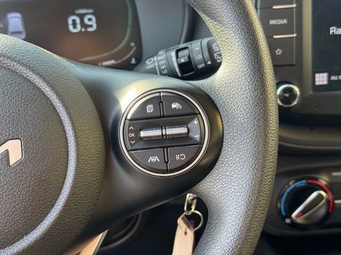 Certified 2023 Kia Soul LX w/ LX Technology Package FWD image 27