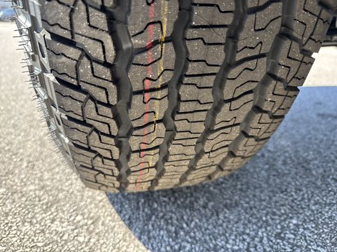 New 2026 GMC Canyon Elevation w/ Convenience Package image 12