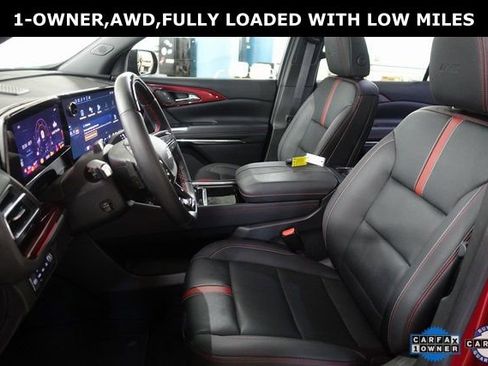 Used 2024 Chevrolet Traverse RS w/ LPO, Floor Liner Package image 10