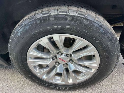 Used 2019 GMC Sierra 1500 Denali w/ Denali Ultimate Package image 12