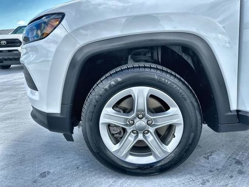 Used 2023 Jeep Compass Sport image 19