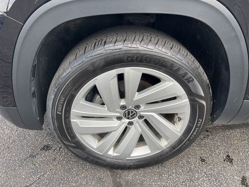 Used 2023 Volkswagen Atlas Cross Sport SE w/ Panoramic Sunroof Package AWD/4WD image 10