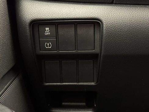 Used 2018 Honda CR-V LX image 26