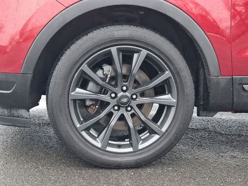 Used 2018 Ford Explorer XLT w/ Equipment Group 202A image 29