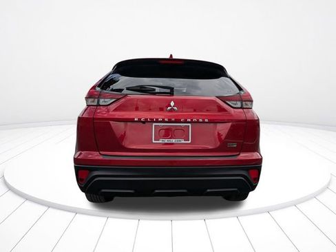 Used 2022 Mitsubishi Eclipse Cross LE AWD/4WD image 4
