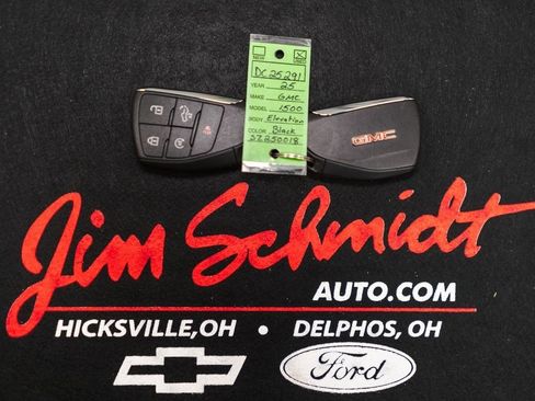 Used 2025 GMC Sierra 1500 Elevation image 40