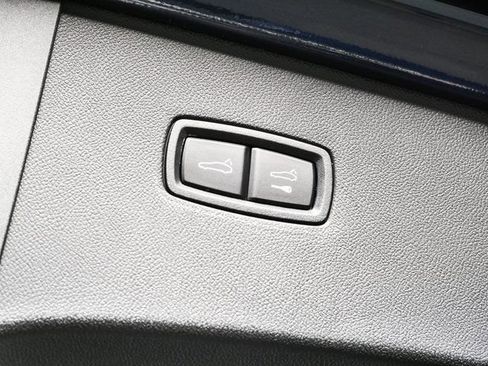 New 2026 Porsche Cayenne Coupe AWD/4WD image 33