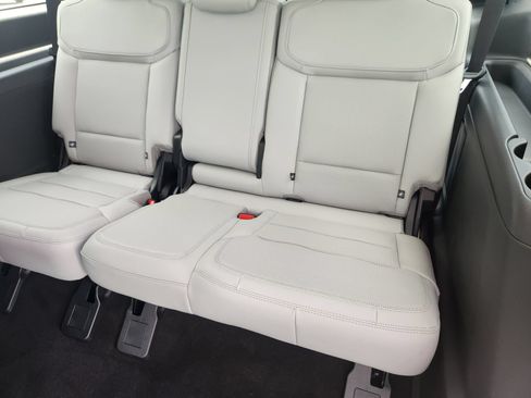 New 2026 Ford Expedition Max Platinum AWD/4WD image 23