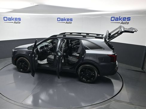 Certified 2024 Kia Sorento SX AWD/4WD image 62